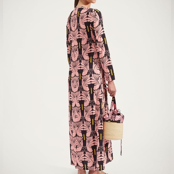 La DoubleJ Long Sleeve Swing Dress - Picture 4 of 12